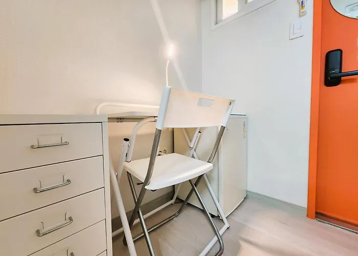 Gasthuis Oreum Myeongdong - Female Only
